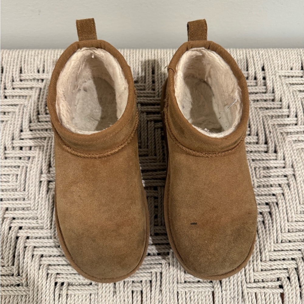 Ugg Kids Classic Ultra Mini Platform Boot - chestnut size 4